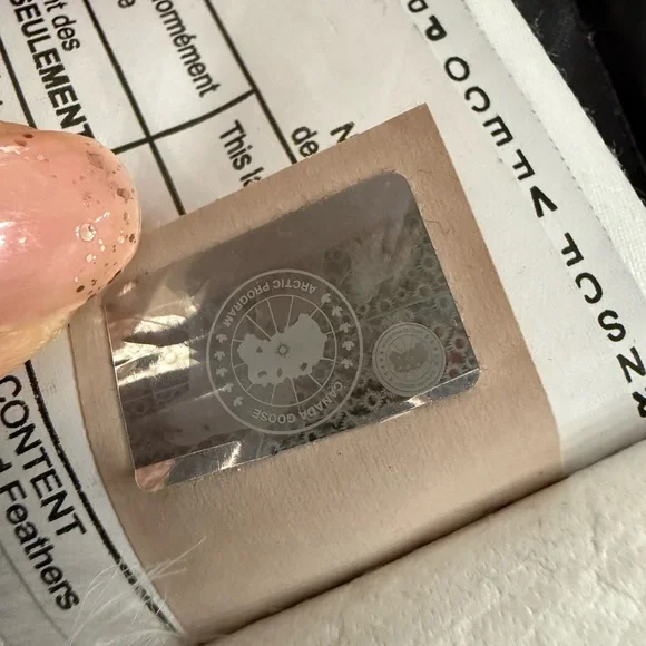 Auth. Canada Goose Kids Grizzly Snowsuit 4-5T❄️ - Picture 4 of 5